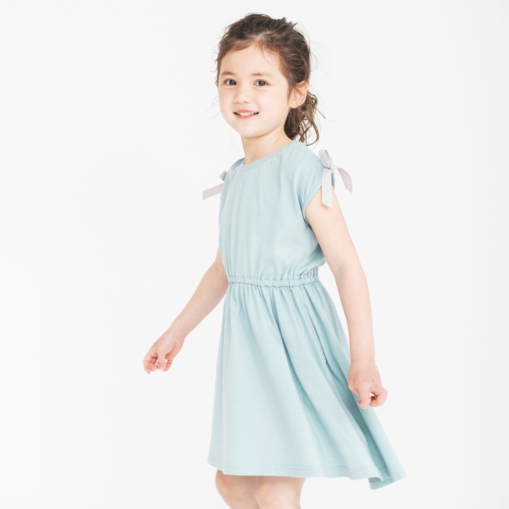 ライトグリーン