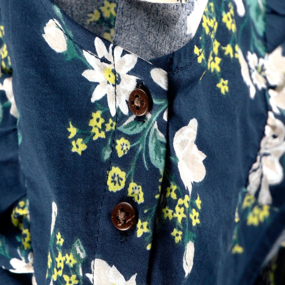 ネイビーブルー