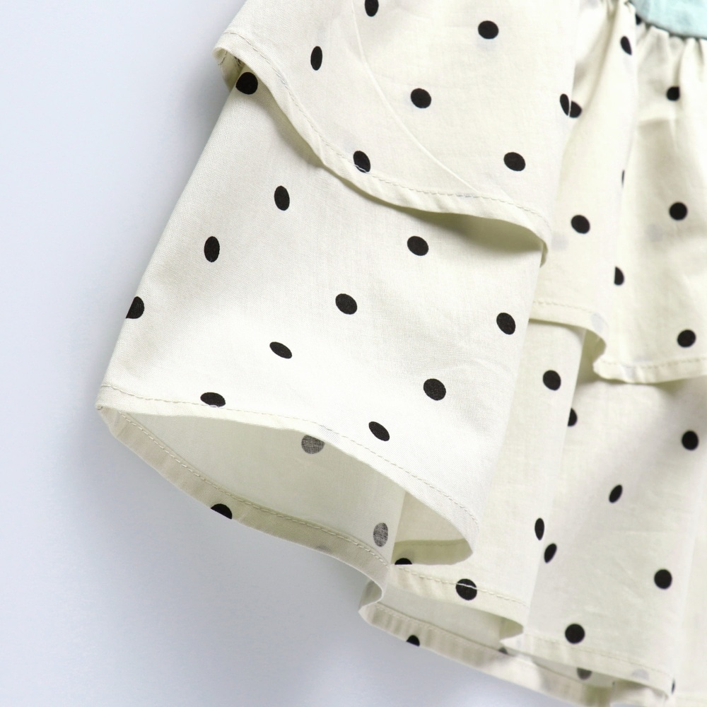 ライトグリーン