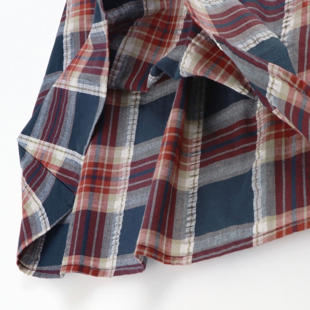 ネイビーブルー