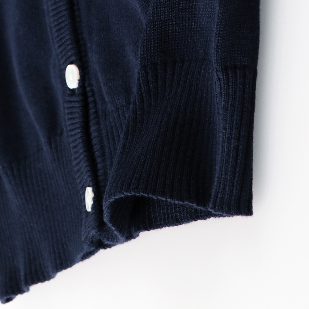 ネイビーブルー