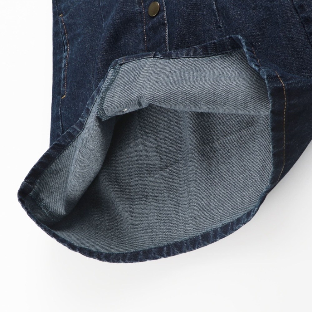 ネイビーブルー