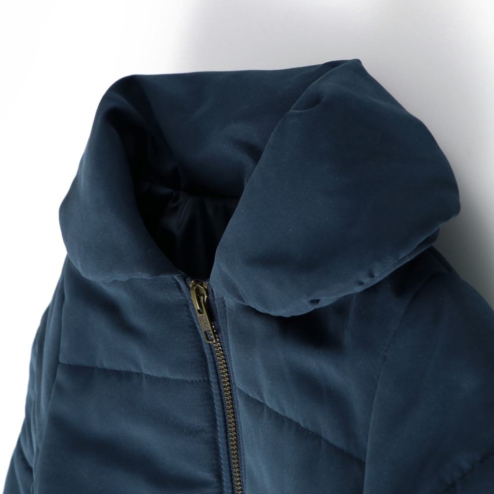 ネイビーブルー