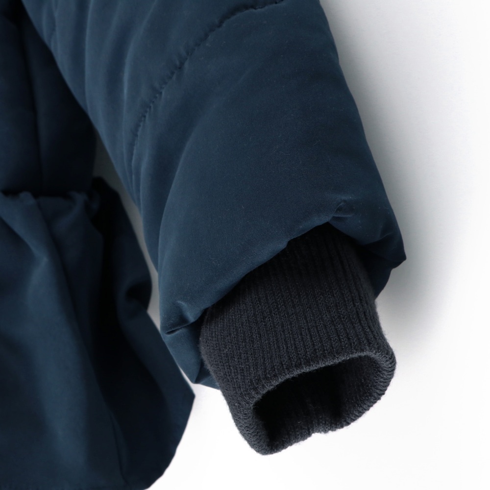 ネイビーブルー