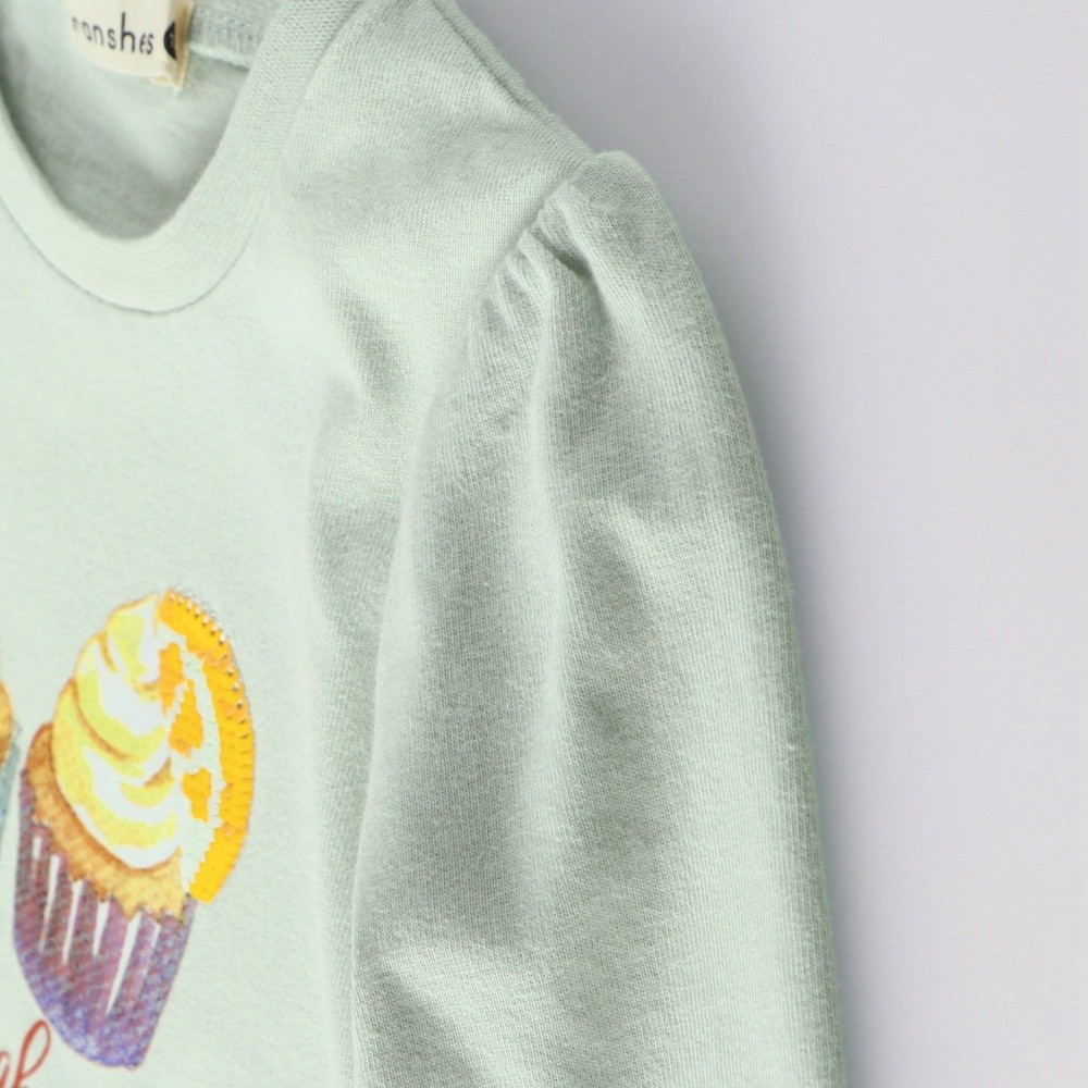 ライトグリーン