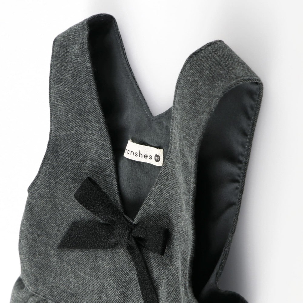 チャコールグレー