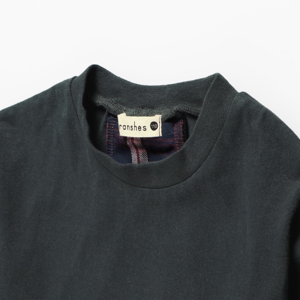 チャコールグレー