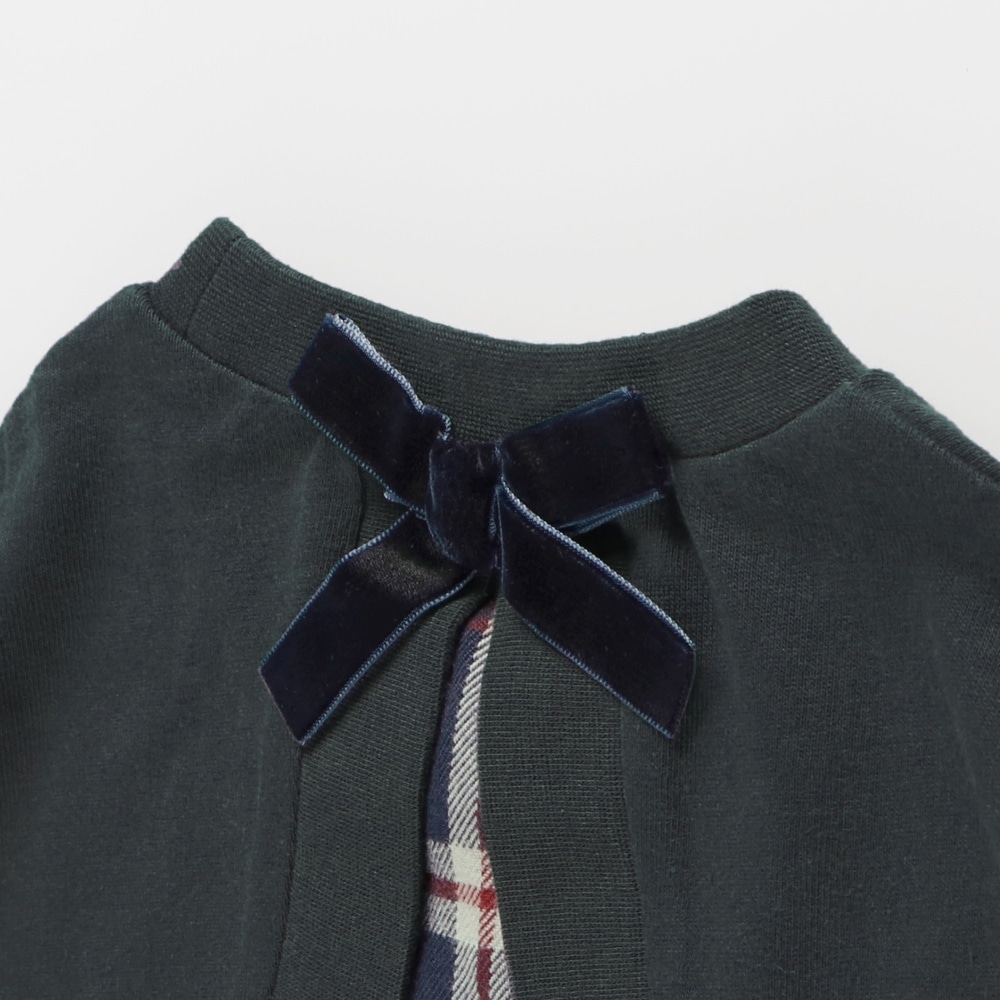 チャコールグレー