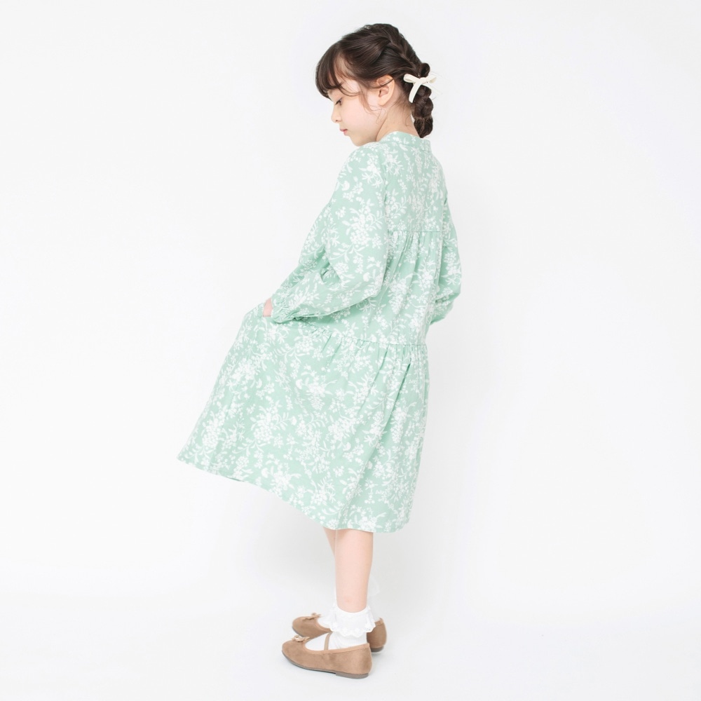 ライトグリーン