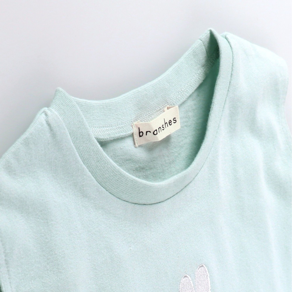 ライトグリーン