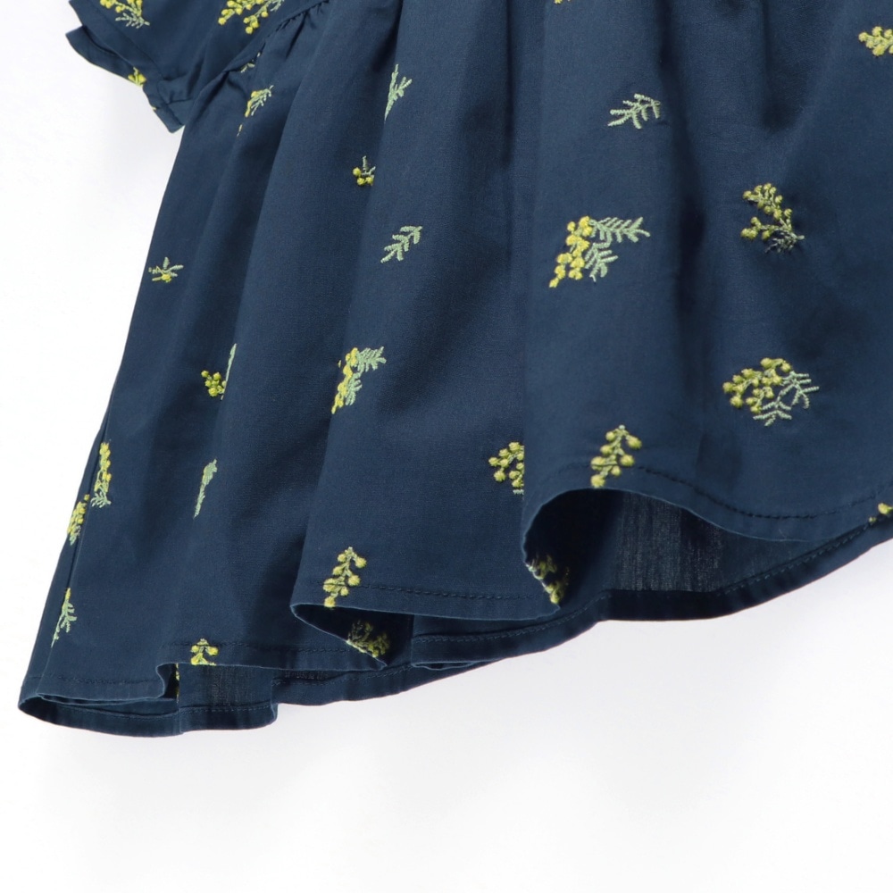 ネイビーブルー