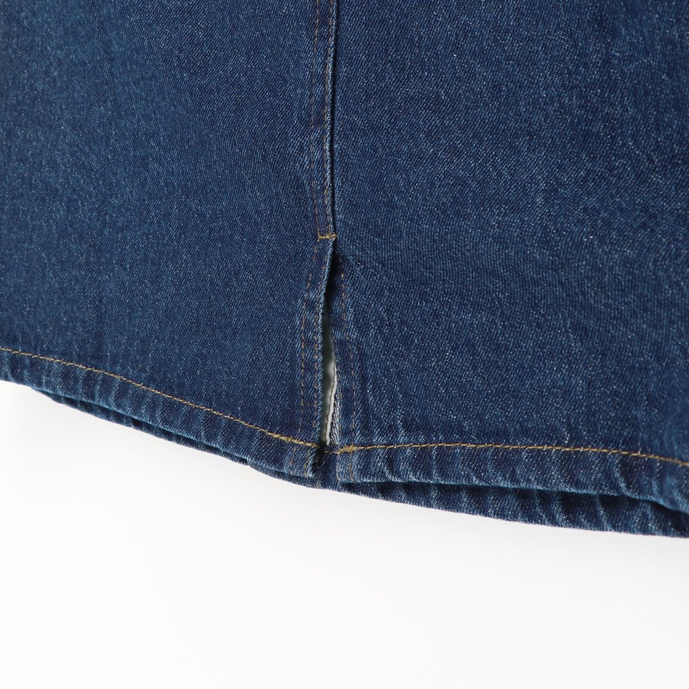 ネイビーブルー