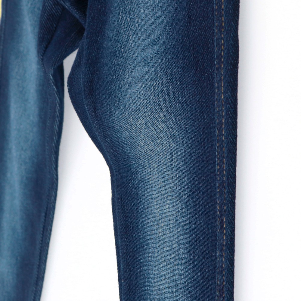 ネイビーブルー