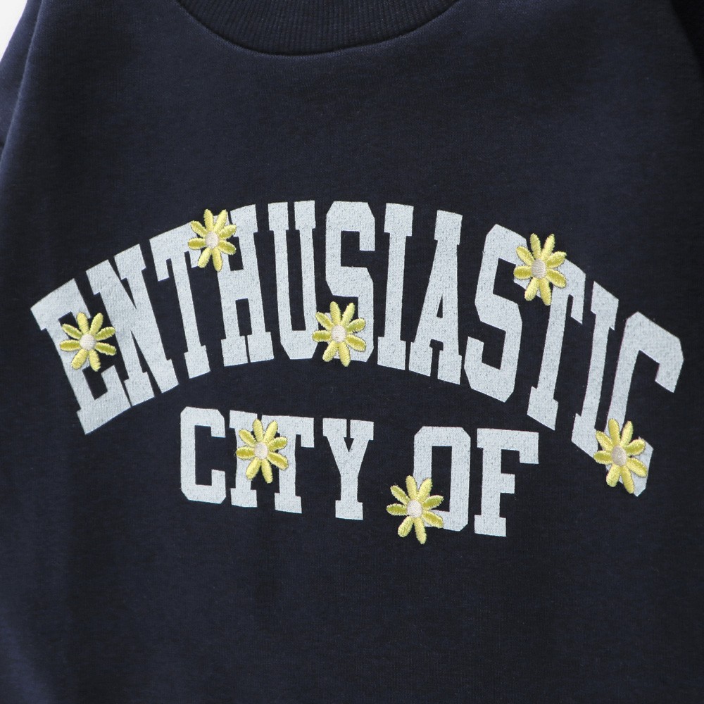 ネイビーブルー