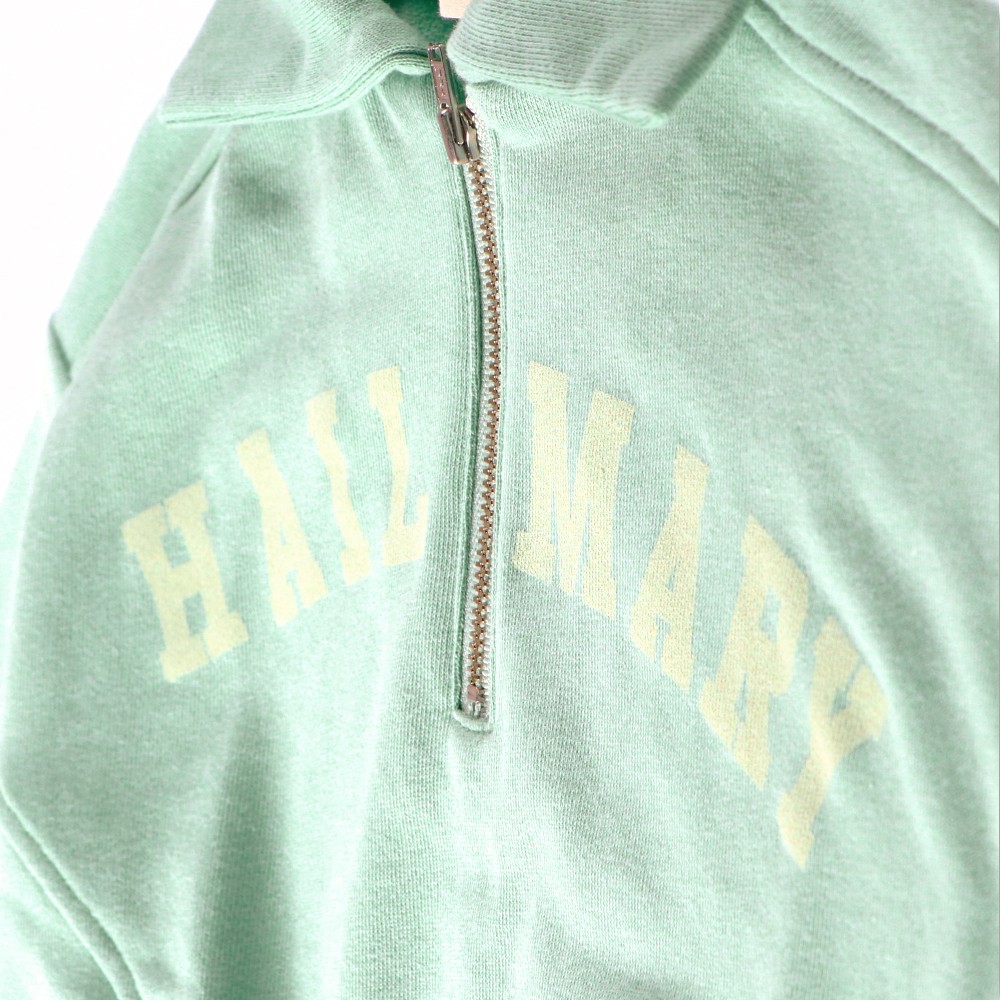 ライトグリーン