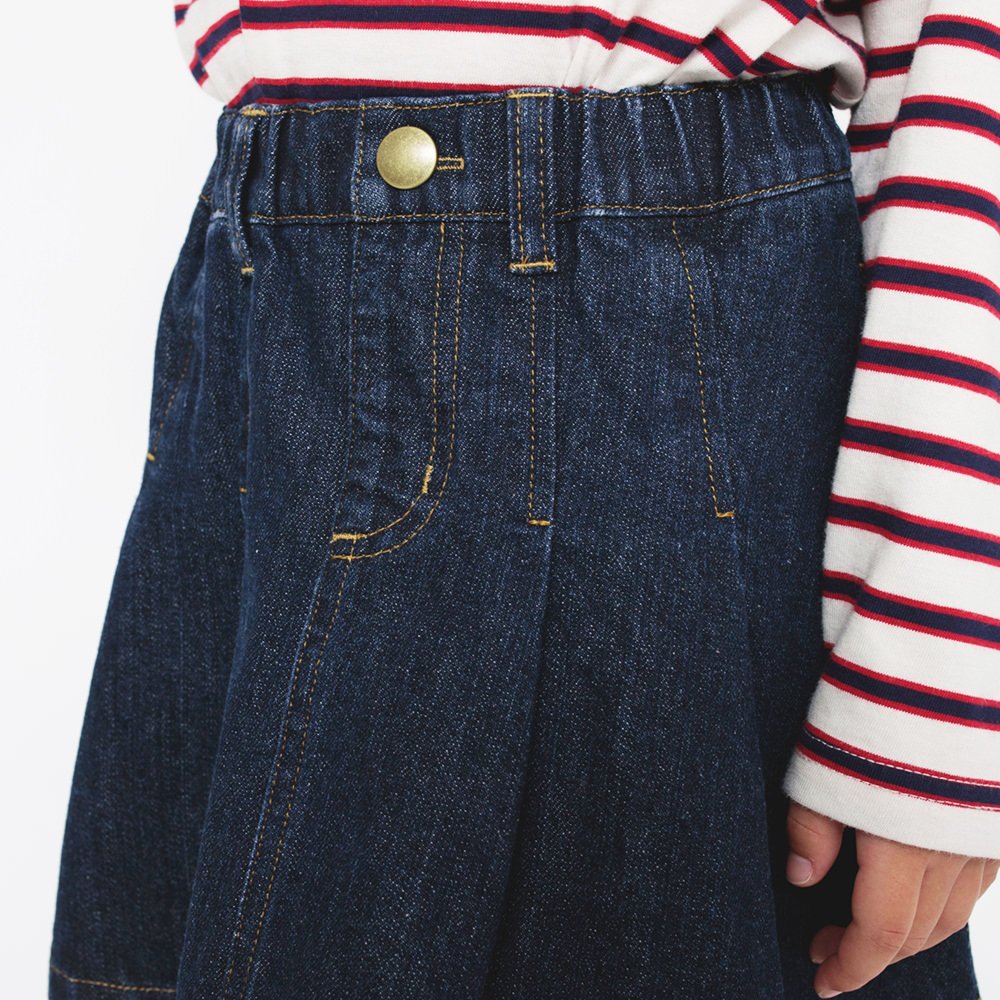 ネイビーブルー