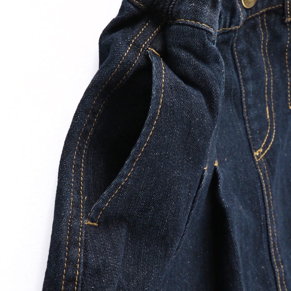 ネイビーブルー