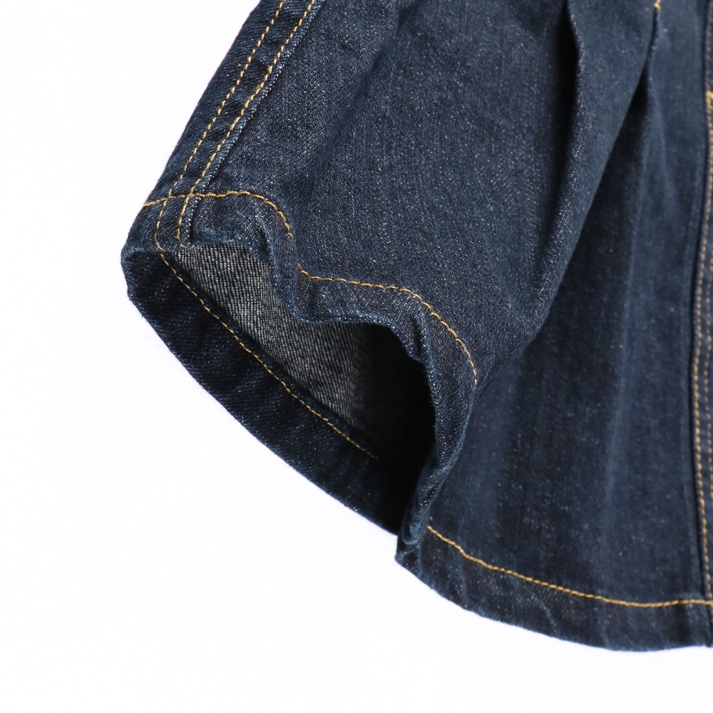 ネイビーブルー