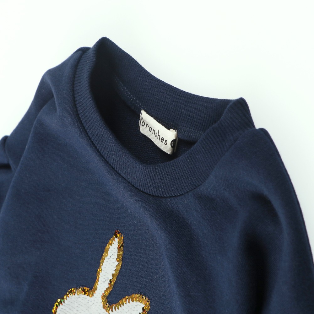 ネイビーブルー