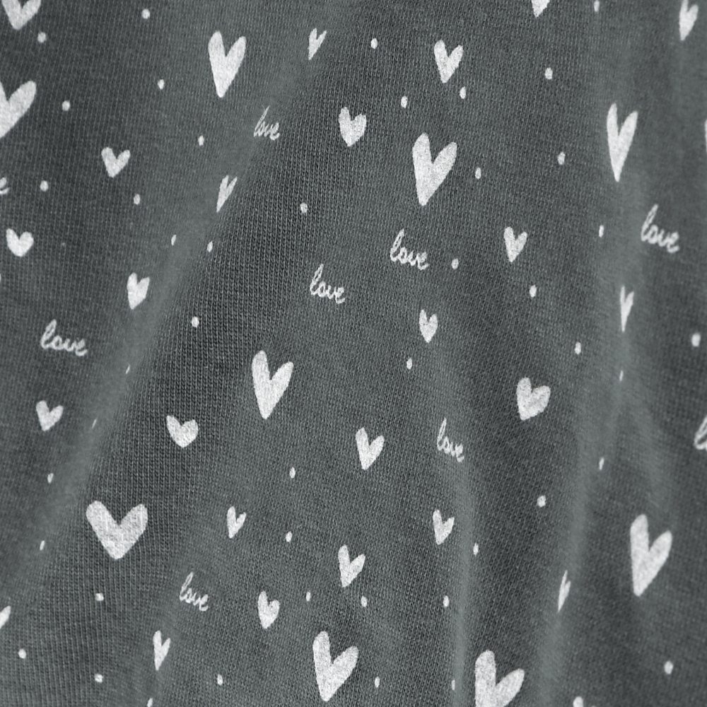 チャコールグレー