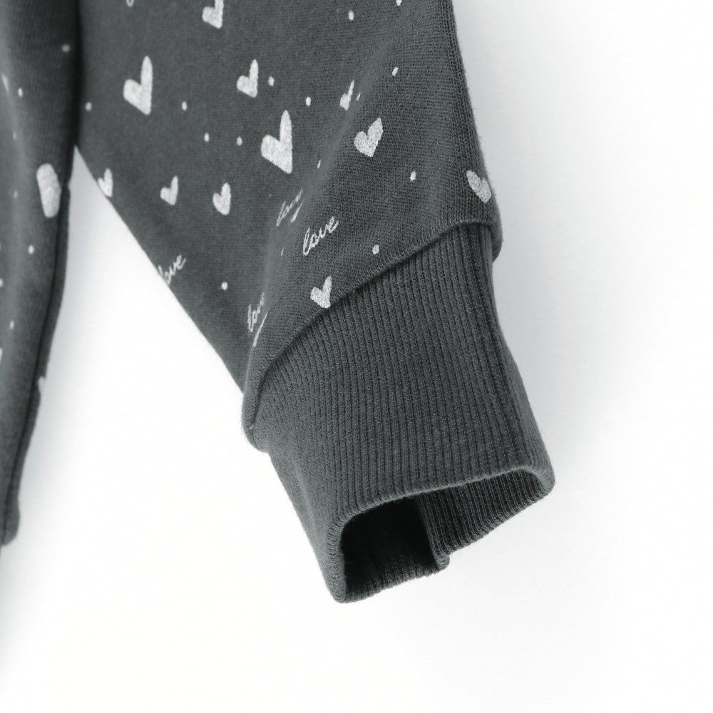 チャコールグレー