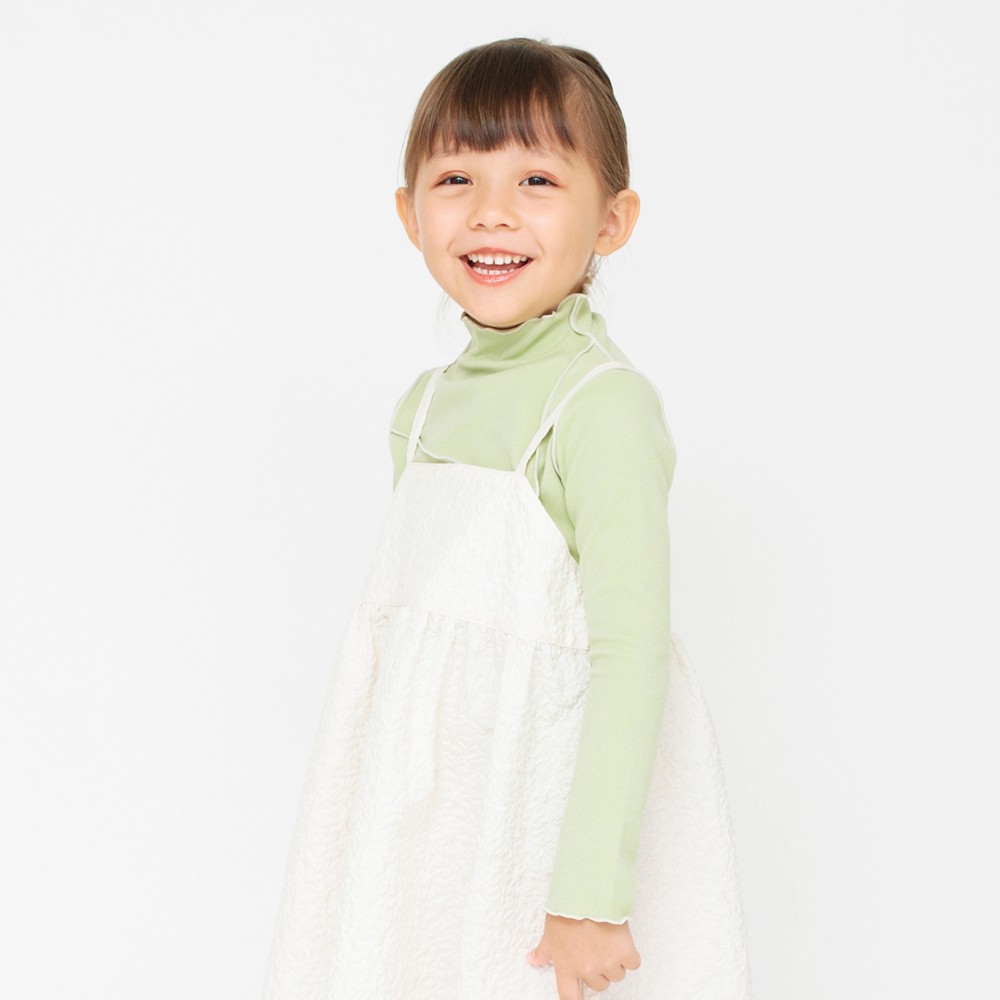 ライトグリーン