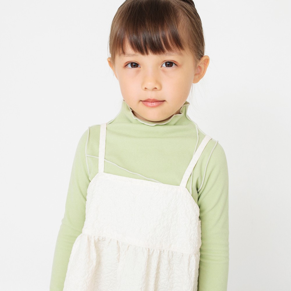 ライトグリーン