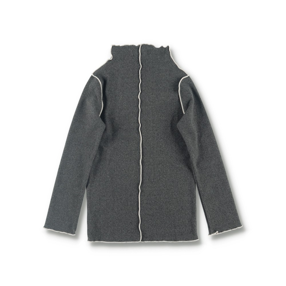 チャコールグレー