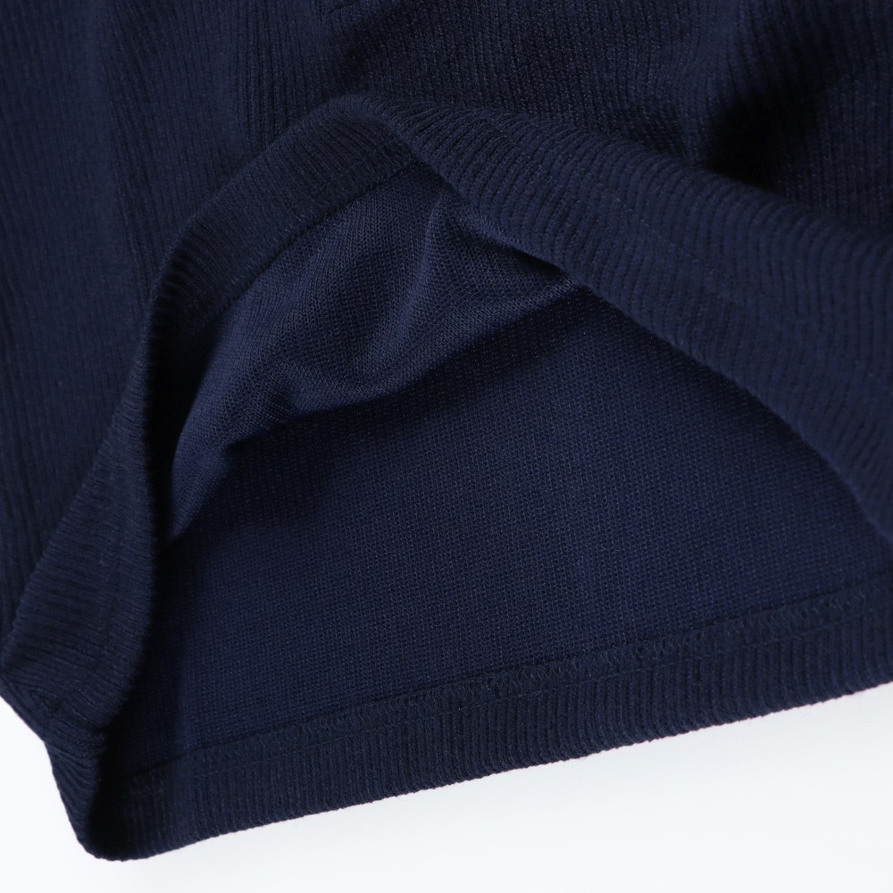 ネイビーブルー