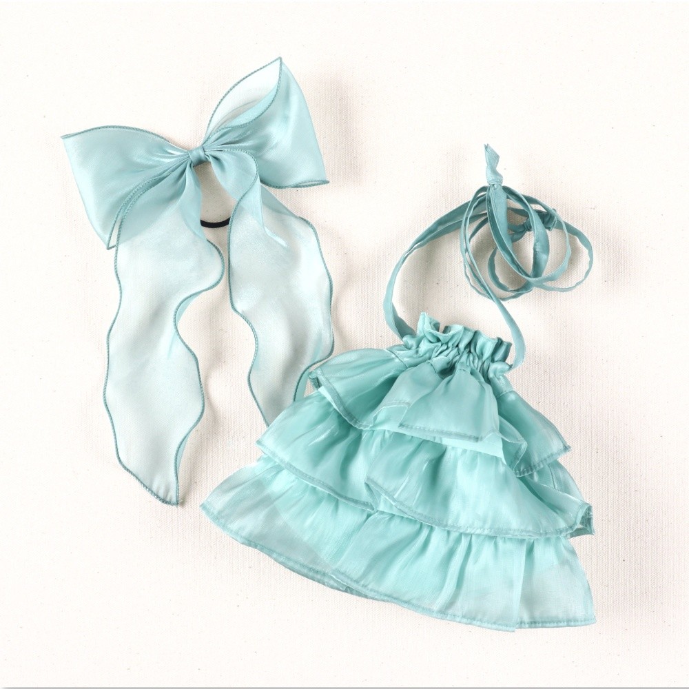 ライトグリーン