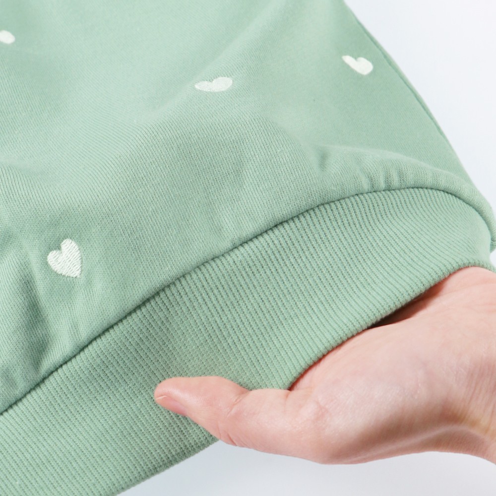 ライトグリーン