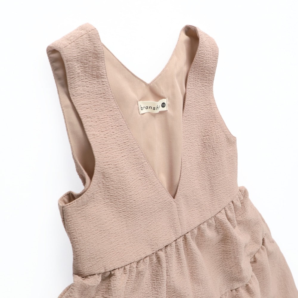 ピンクベージュ