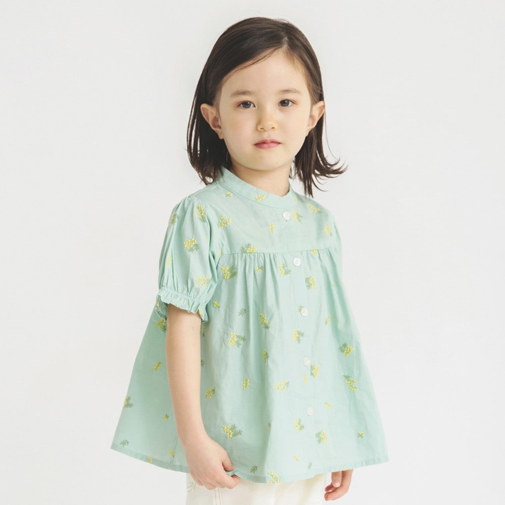 ライトグリーン