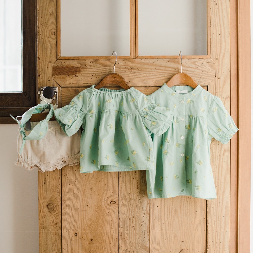 ライトグリーン