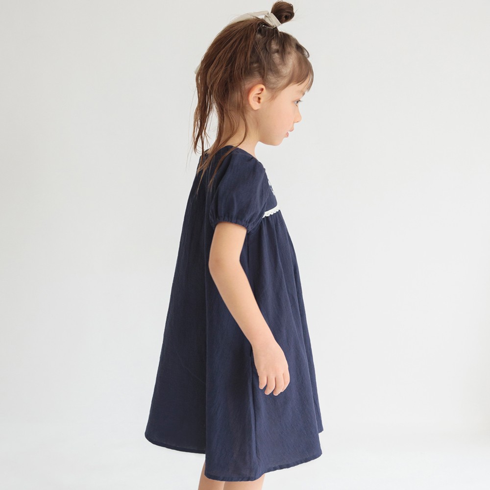 ネイビーブルー