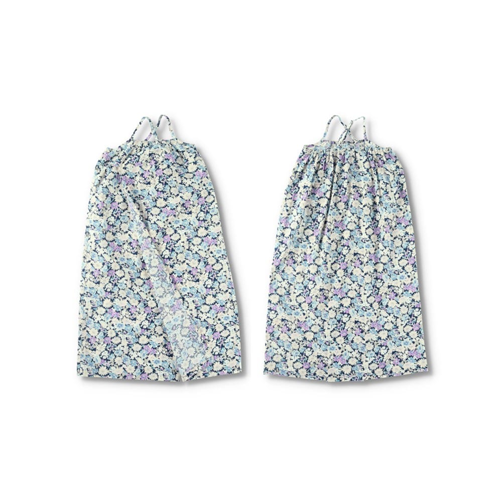 ネイビーブルー