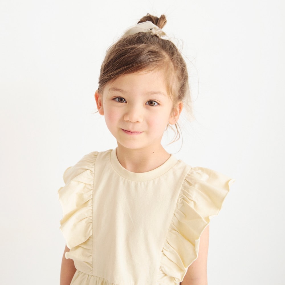 ライトベージュ