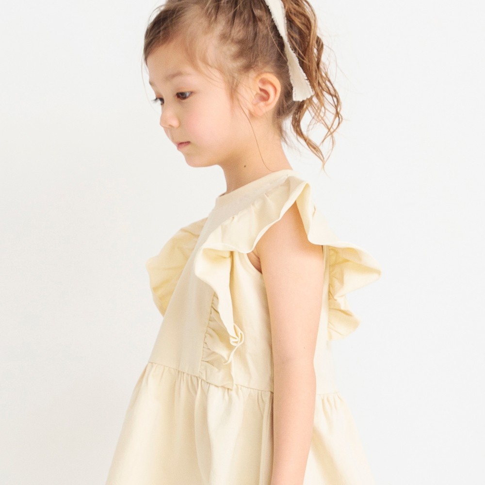 ライトベージュ