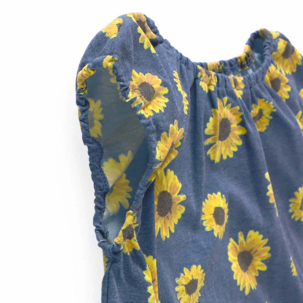 ネイビーブルー