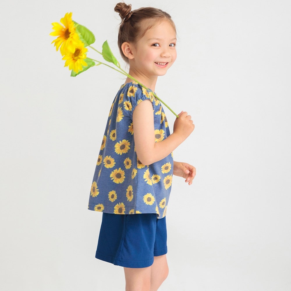 ネイビーブルー