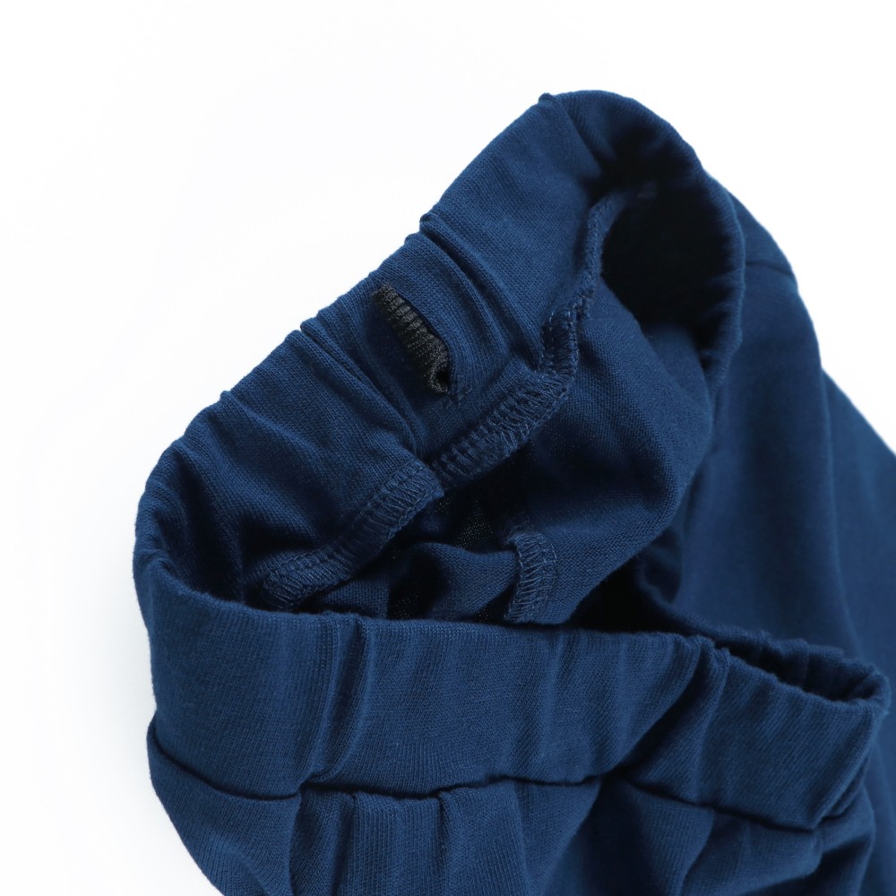 ネイビーブルー