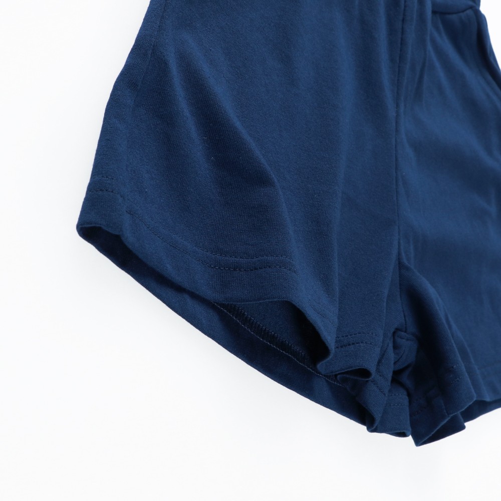 ネイビーブルー