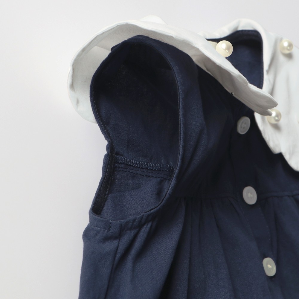 ネイビーブルー