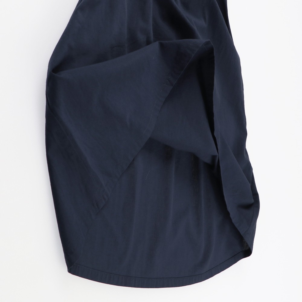 ネイビーブルー