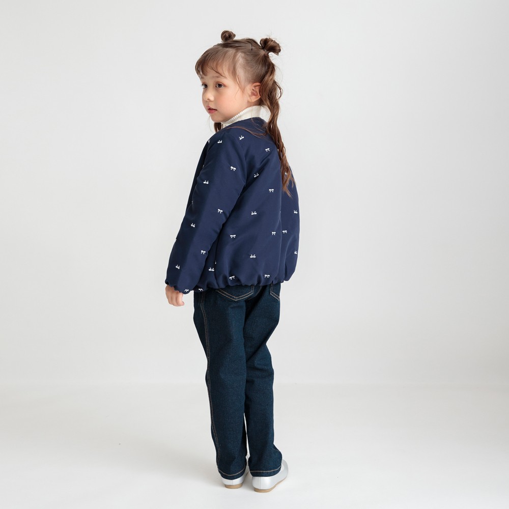 ネイビーブルー