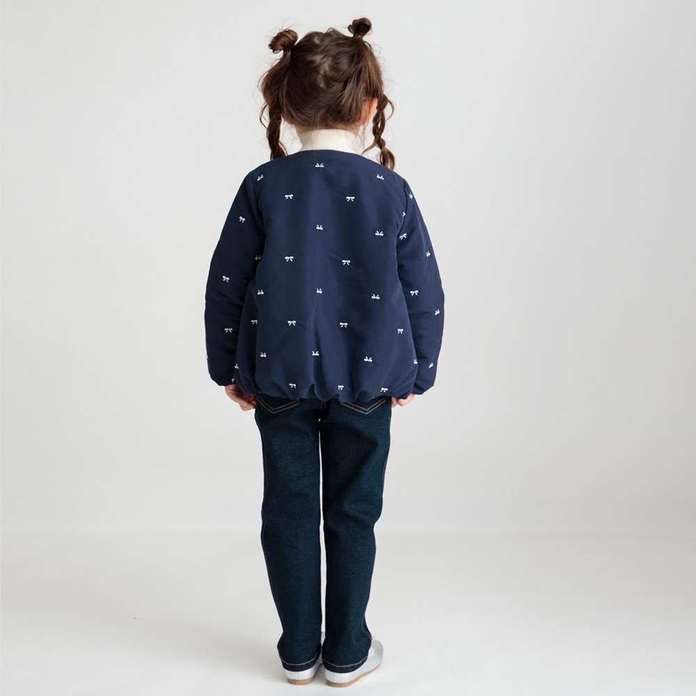 ネイビーブルー