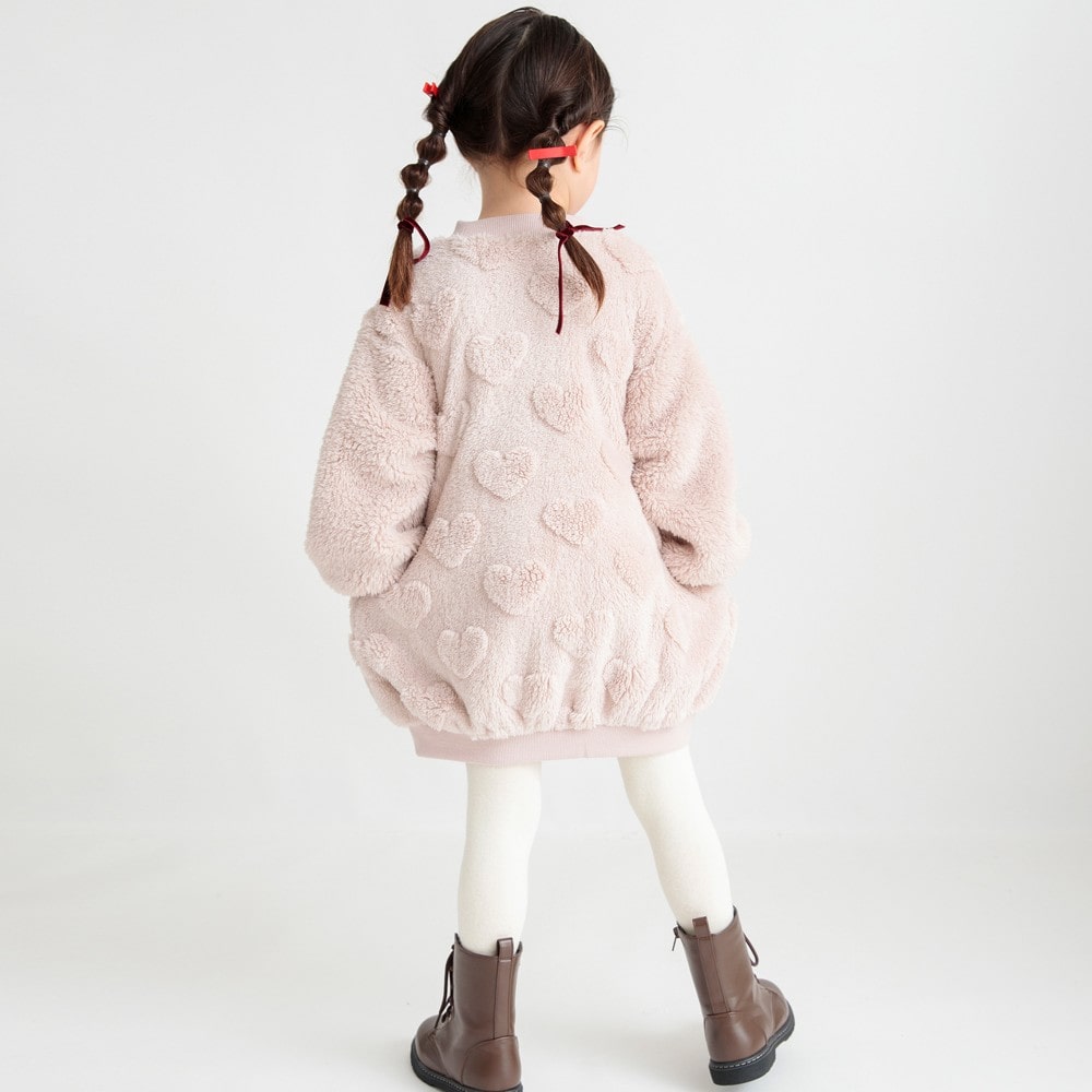 ピンクベージュ