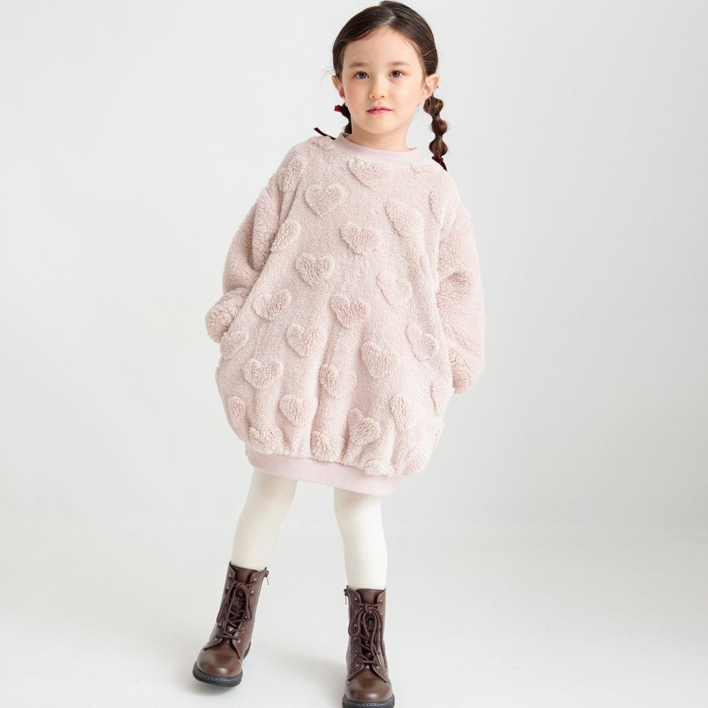 ピンクベージュ