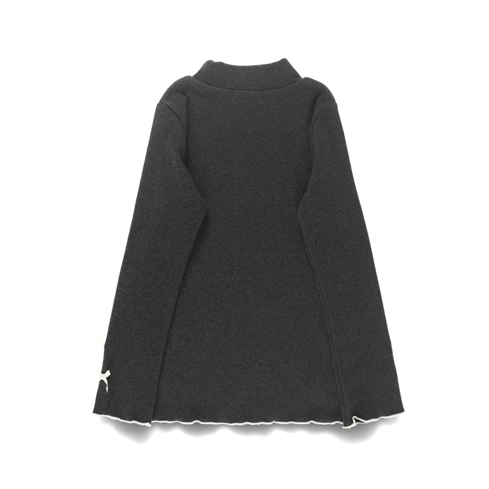 チャコールグレー