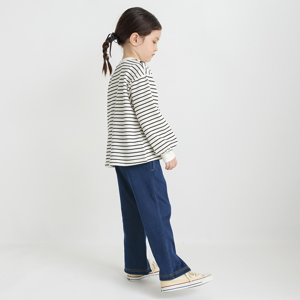 ネイビーブルー